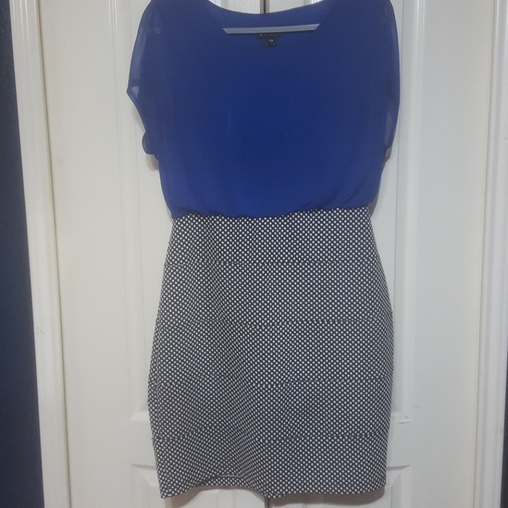 ☆☆Blue and Polka Dot knee length dress